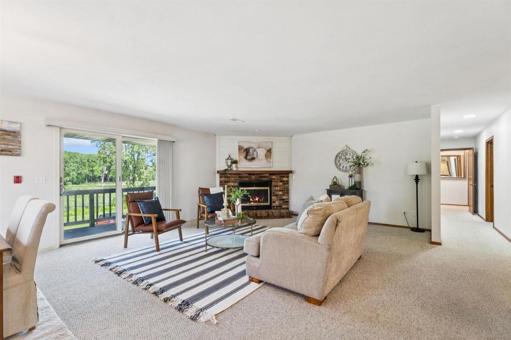 Photo of 2490 Stroebe Island DRIVE, Appleton, WI 54914 (MLS # 50323149)