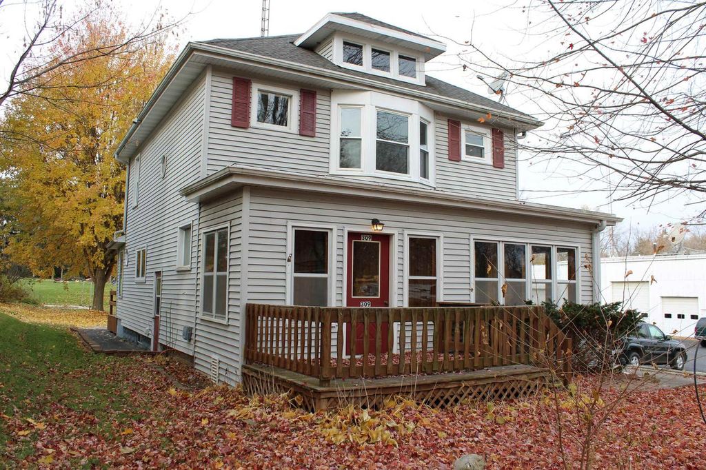 Photo of 309 Main STREET, Fair Water, WI 53931 (MLS # 50317862)