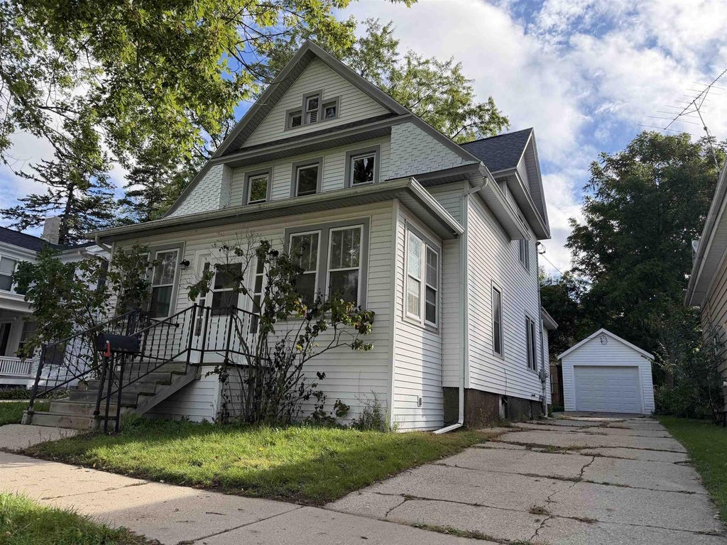 Photo of 176 N Pearl STREET, Berlin, WI 54923 (MLS # 50333151)