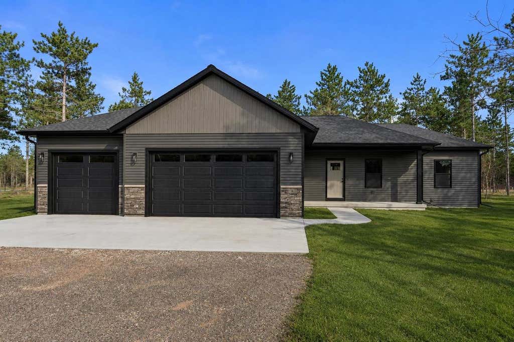 Photo of 1030 S Archers WAY, Nekoosa, WI 54457 (MLS # 2030053)