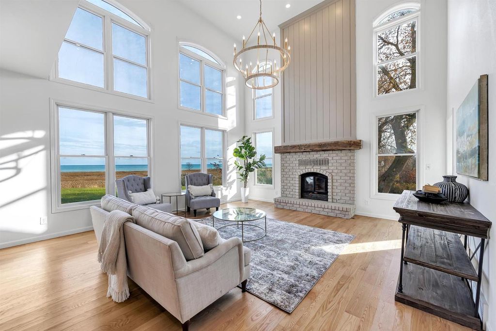 Photo of 17707 Lakeshore ROAD, Two Rivers, WI 54241 (MLS # 50318103)