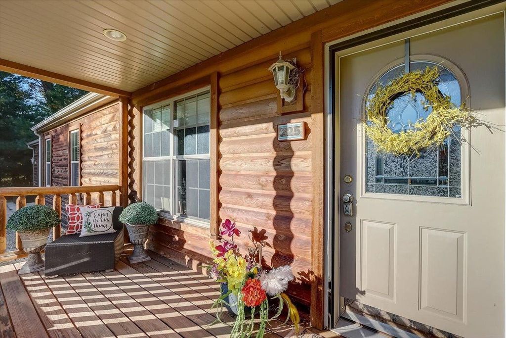 Photo of 3446 S 104th STREET, Milwaukee, WI 53227 (MLS # 1944629)