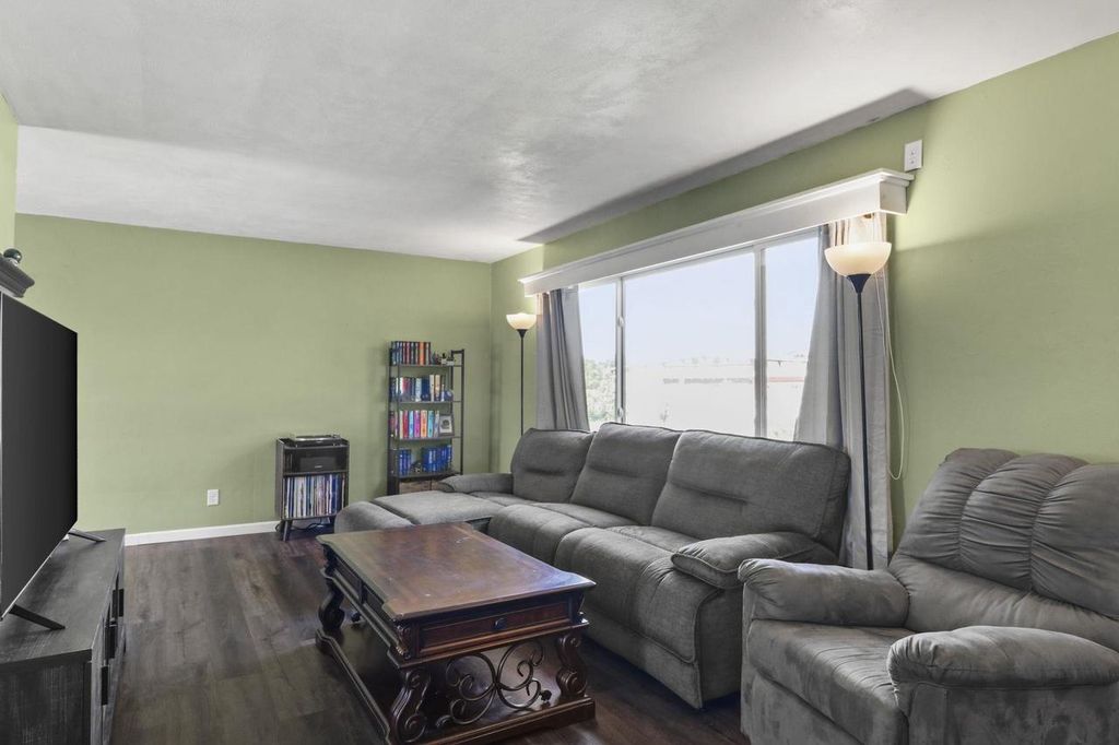Photo of 1551 Ivory DRIVE, Sun Prairie, WI 53590 (MLS # 2023617)