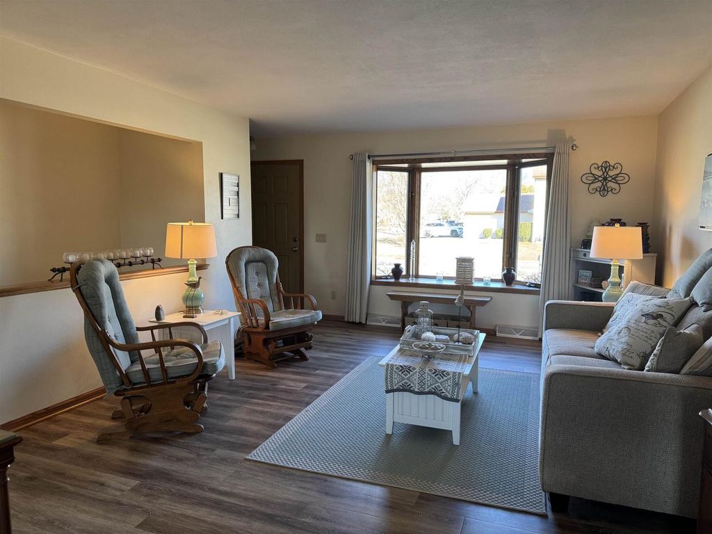 Photo of 3730 Park View DRIVE, Janesville, WI 53546 (MLS # 2014810)