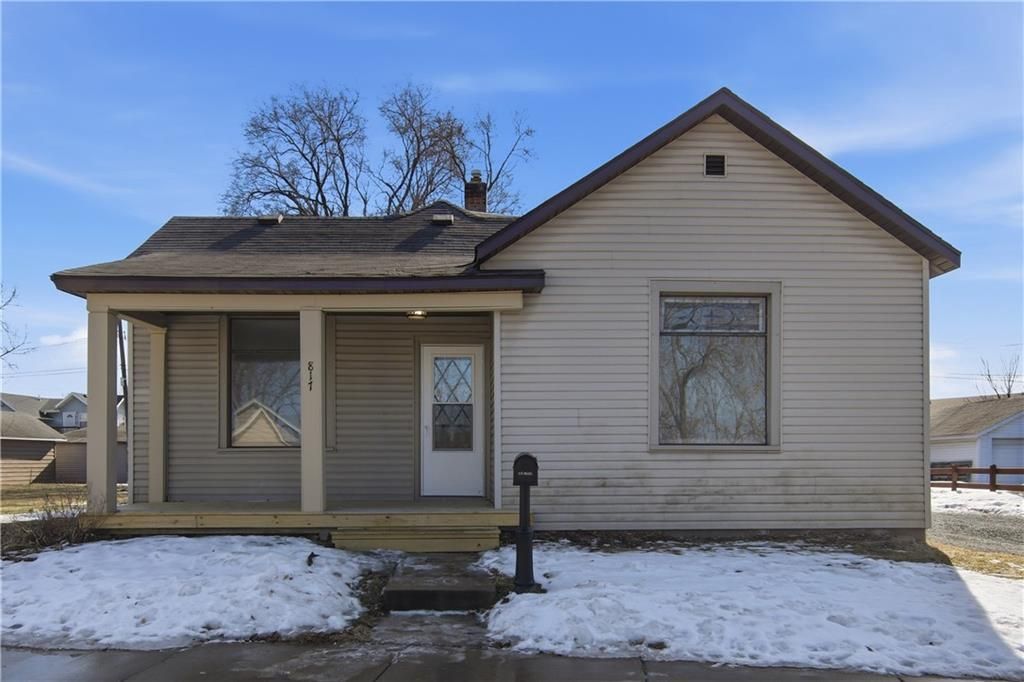 Photo of 817 E Grand AVENUE, Eau Claire, WI 54701 (MLS # 1598637)