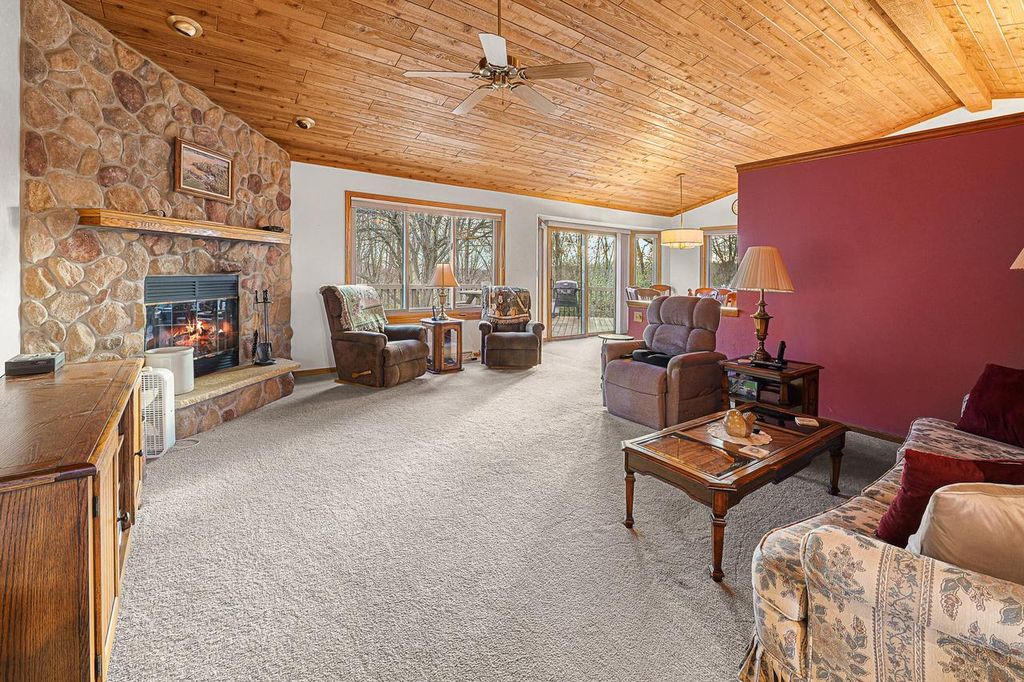 Photo of W9109 Brazelton DRIVE, Kewaskum, WI 53040 (MLS # 1942952)