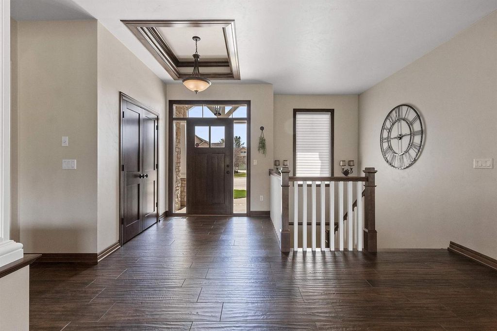 Photo of 1294 S Sedona CIRCLE, Hobart, WI 54115 (MLS # 50323914)