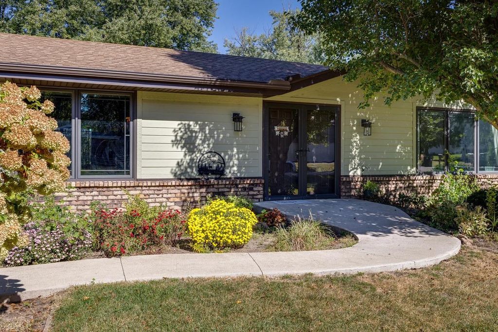 Photo of 3459 Bee LANE, Beloit, WI 53511 (MLS # 2010514)