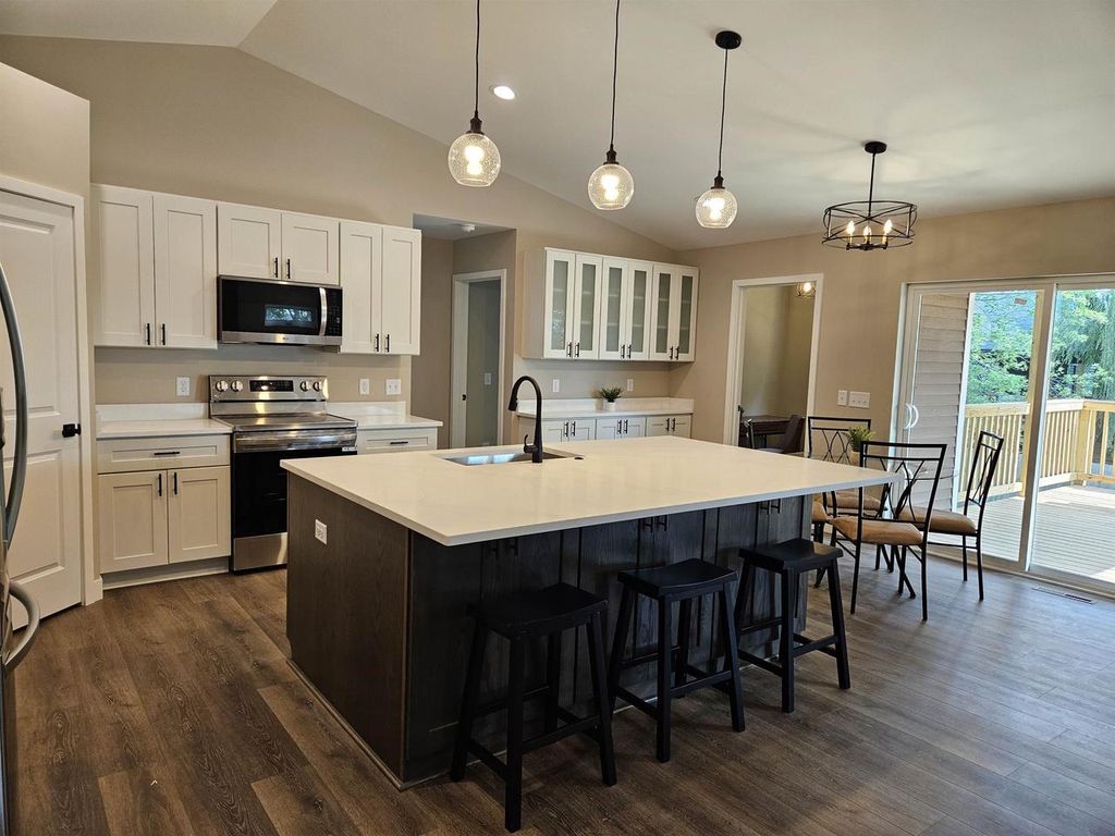 Photo of 2634 Hamilton STREET, Portage, WI 53901 (MLS # 2012719)