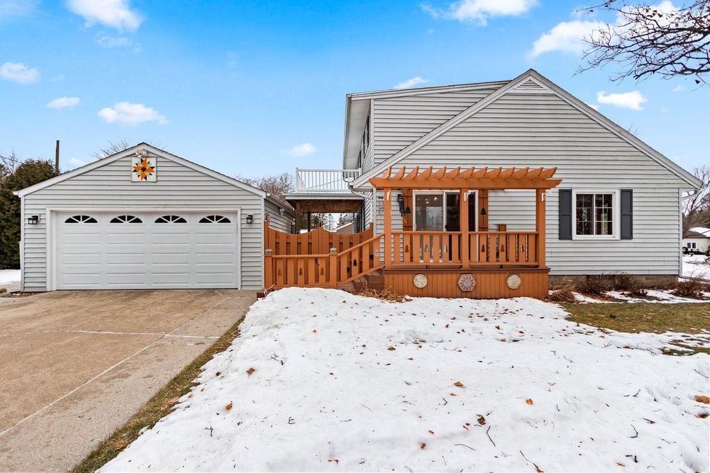 Photo of 2109 41st STREET, Two Rivers, WI 54241 (MLS # 1945769)
