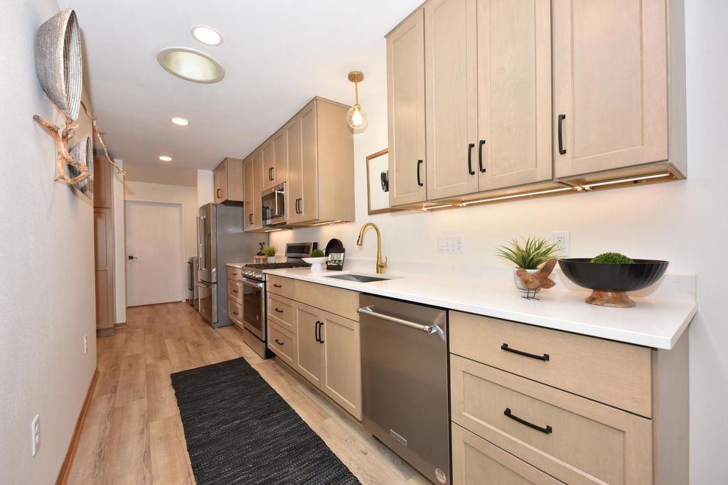 Photo of 359 Hartford SQUARE #5, Hartford, WI 53027 (MLS # 1947154)