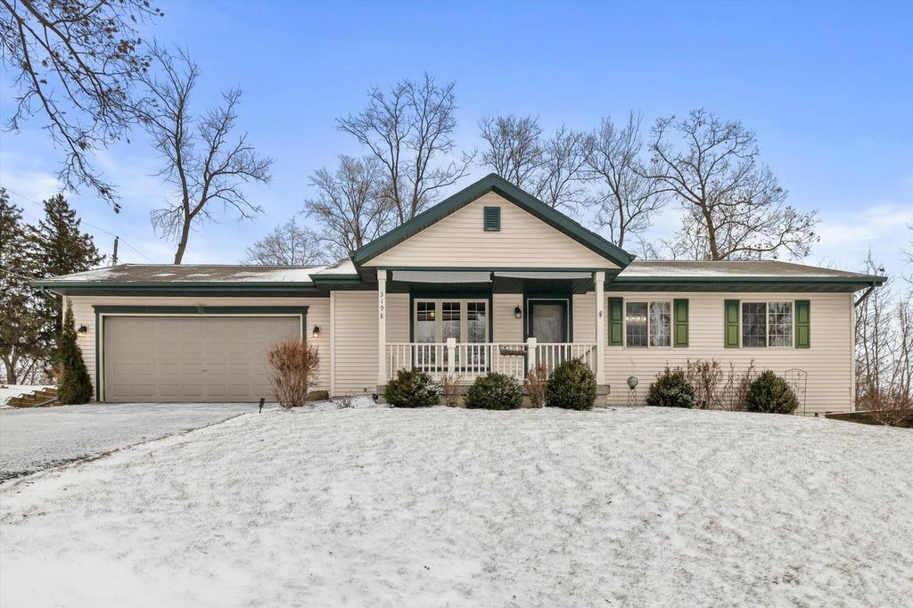 Photo of N3198 Poplar ROAD, Lake Geneva, WI 53147 (MLS # 1947224)