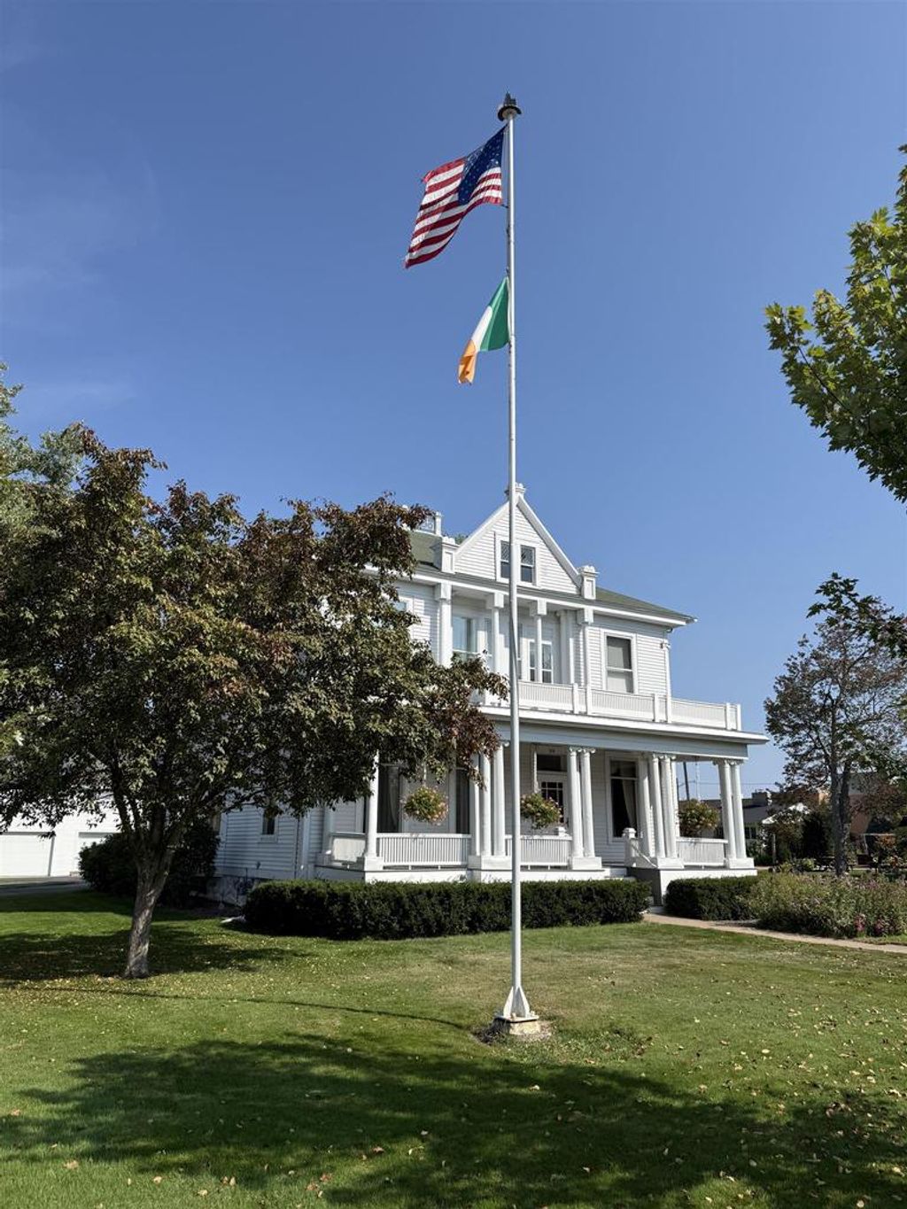 Photo of 116 5th AVENUE, Antigo, WI 54409 (MLS # 22504591)