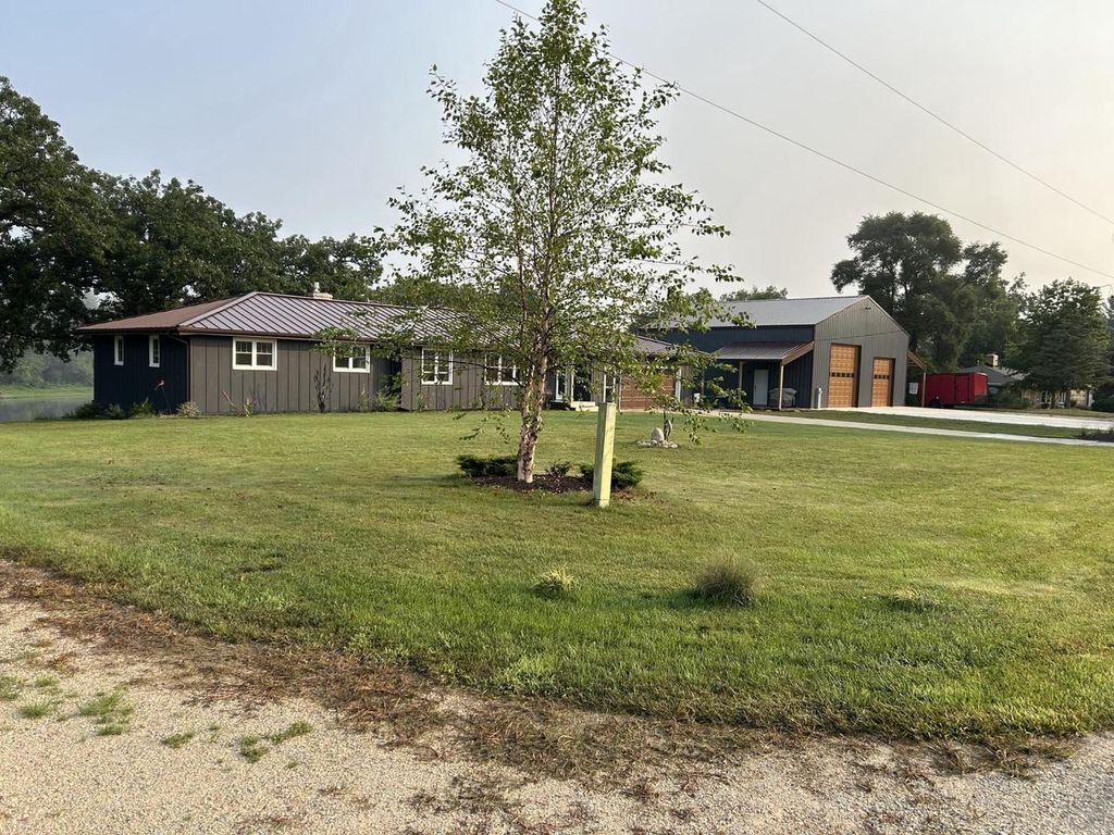 Photo of 8151 N Stone Farm ROAD, Edgerton, WI 53534 (MLS # 2009865)