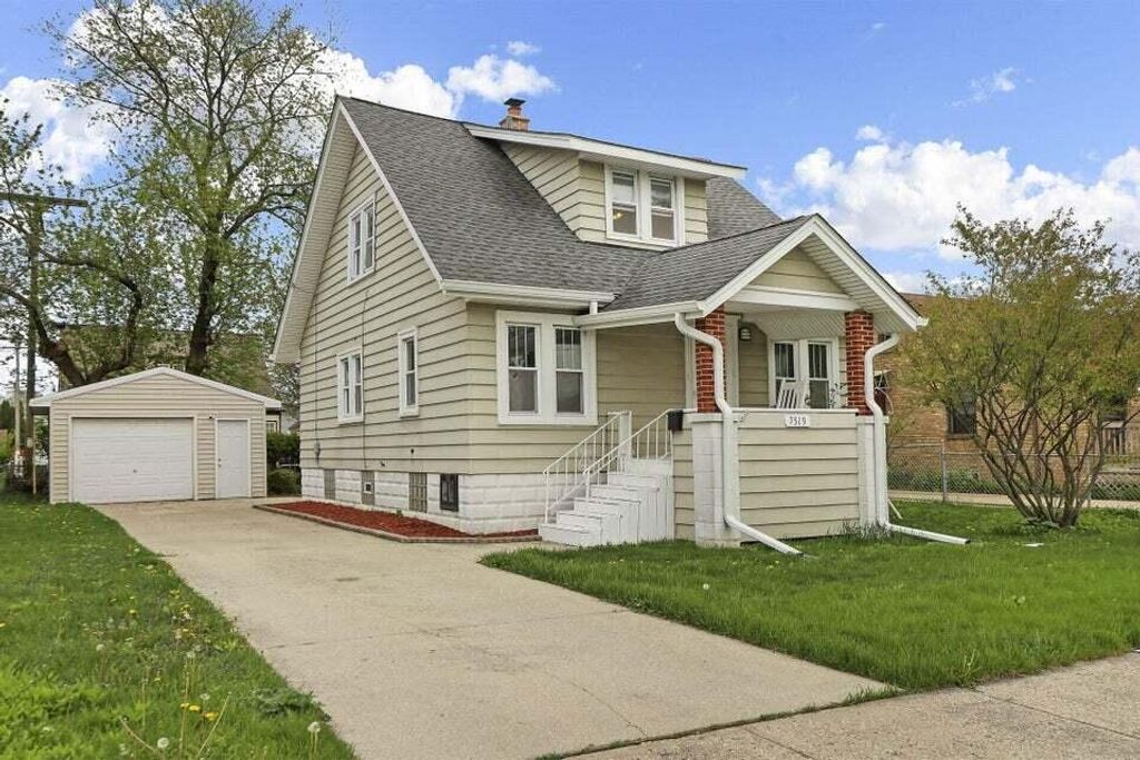 Photo of 7519 29th AVENUE, Kenosha, WI 53143 (MLS # 1939658)