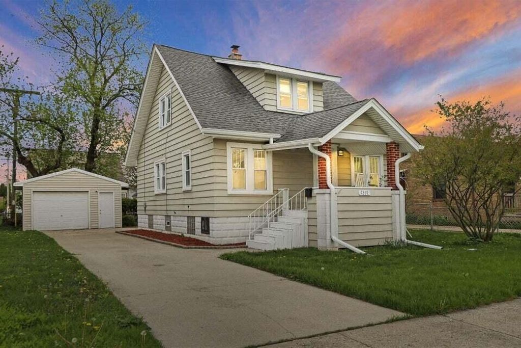 Photo of 7519 29th AVENUE, Kenosha, WI 53143 (MLS # 1939658)