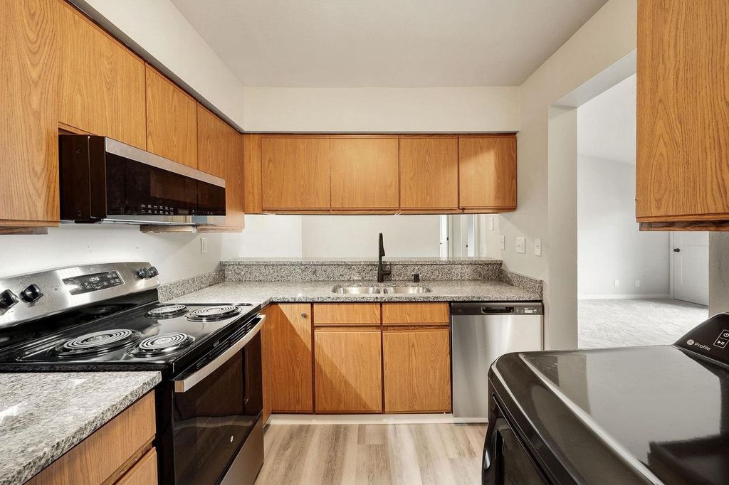 Photo of 1608 Whispering Pines WAY, Fitchburg, WI 53713 (MLS # 2012859)