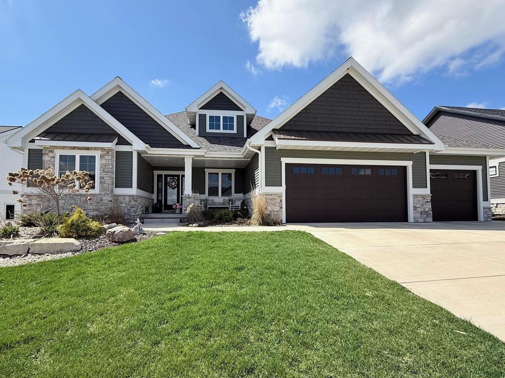 Photo of 1109 Reese TRAIL, Waunakee, WI 53597 (MLS # 2021642)