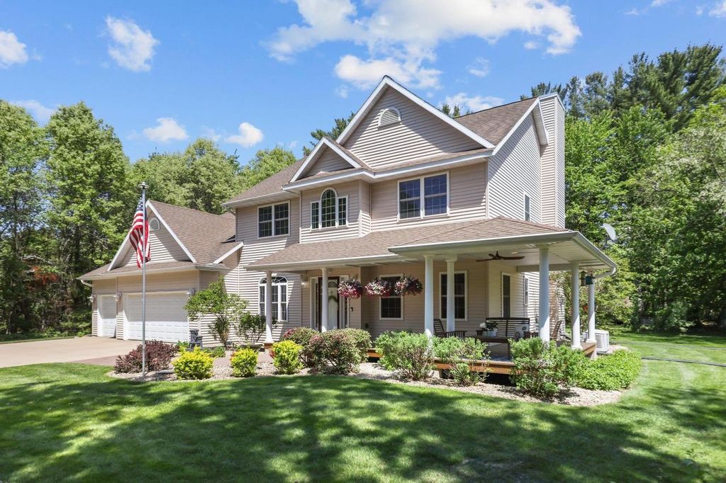 Photo of 2020 Norway Pine DRIVE, Plover, WI 54467 (MLS # 22602325)