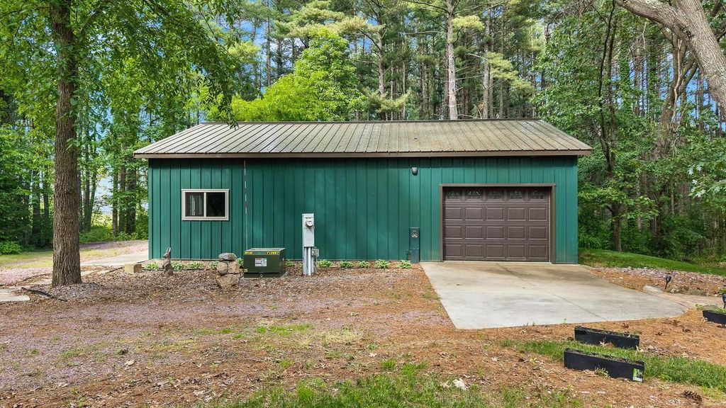 Photo of N7628 Industrial ROAD, Portage, WI 53901 (MLS # 2024950)