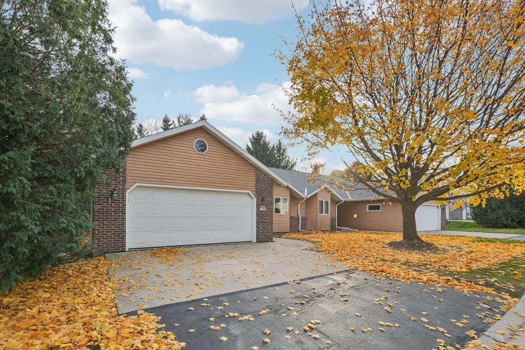 Photo of N165W19525 Partridge PATH, Jackson, WI 53037 (MLS # 1941723)