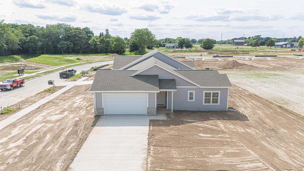Photo of 3801 N Woodbury LANE, Janesville, WI 53545 (MLS # 2019148)