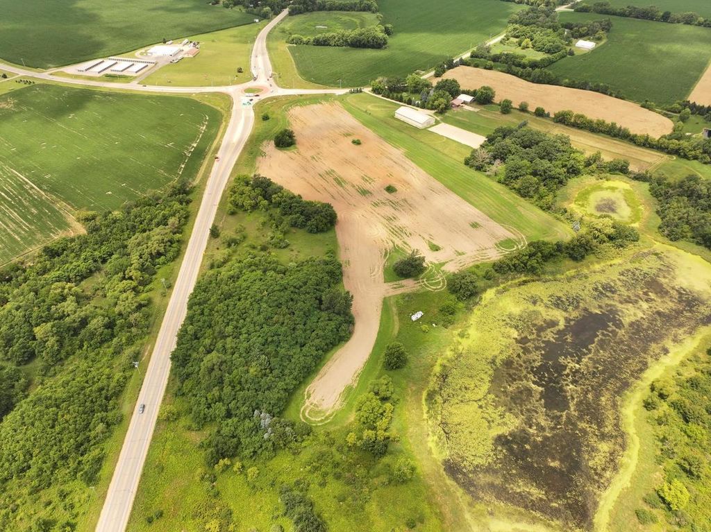 Photo of 19.79 M/L Acres Biglow Road, Brooklyn, WI 53521 (MLS # 2027832)