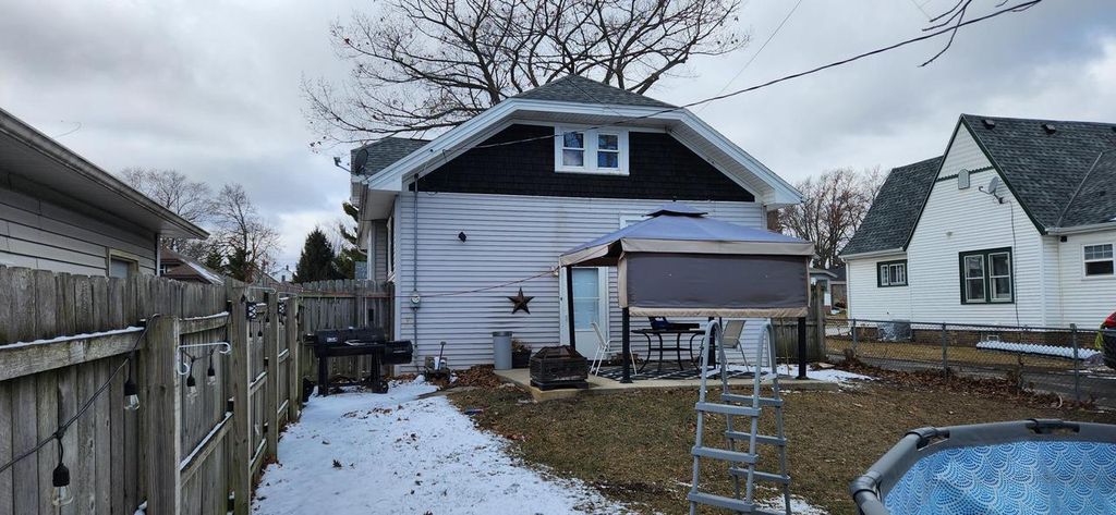 Photo of 1115 Perry AVENUE, Racine, WI 53406 (MLS # 1952241)