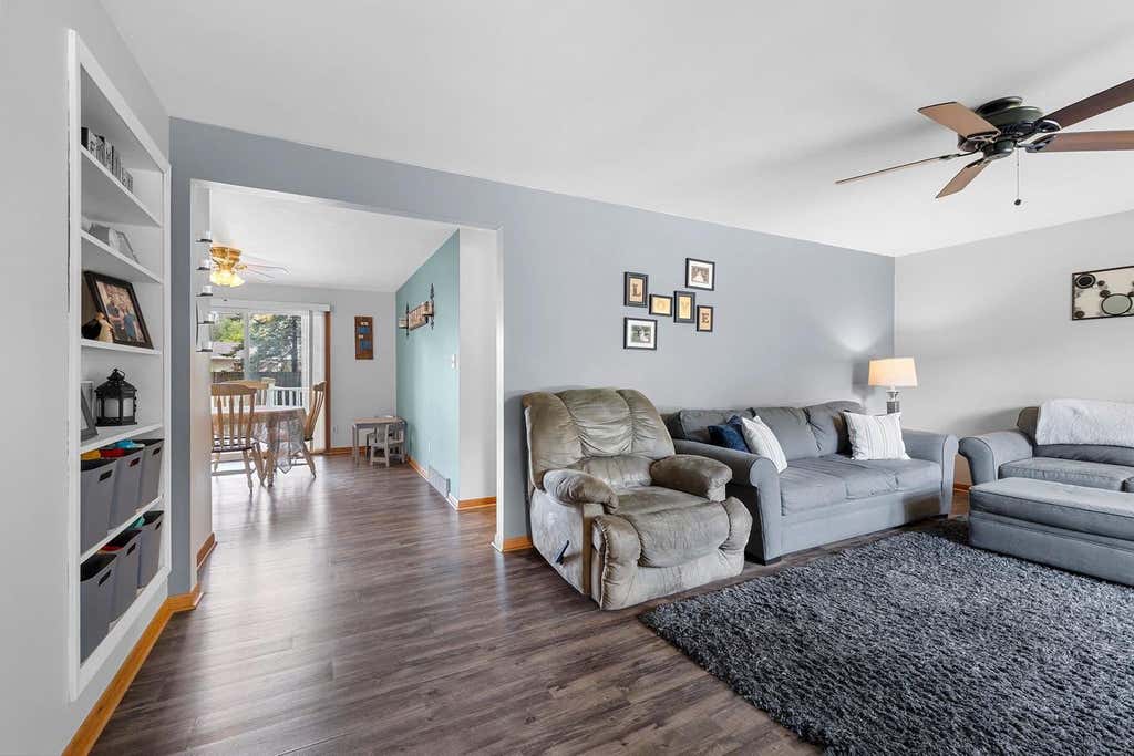 Photo of 742 Westwood DRIVE, De Pere, WI 54115 (MLS # 50330436)