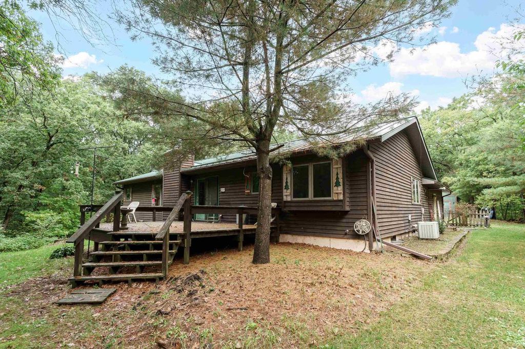 Photo of N583 Fawn LANE, Coloma, WI 54930 (MLS # 2017477)