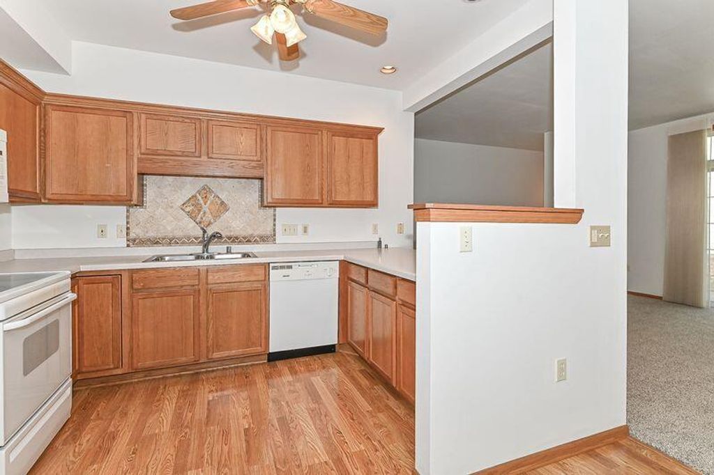 Photo of 6240 S Creekside DRIVE #2, Cudahy, WI 53110 (MLS # 1936829)