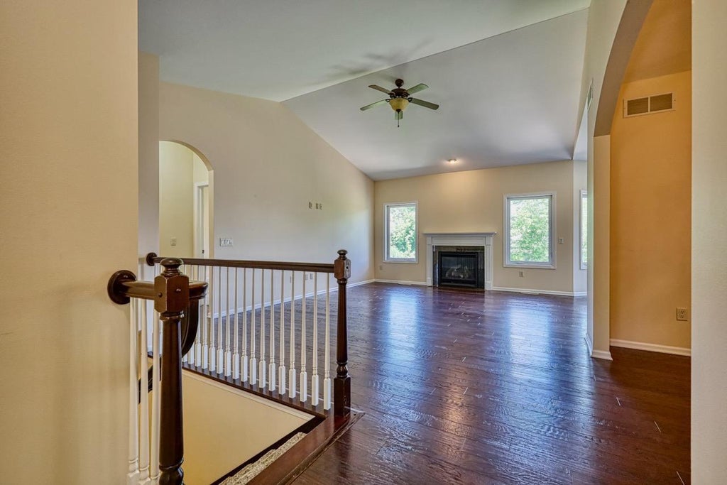 Photo of 417 Skyview DRIVE, Waunakee, WI 53597 (MLS # 2026905)