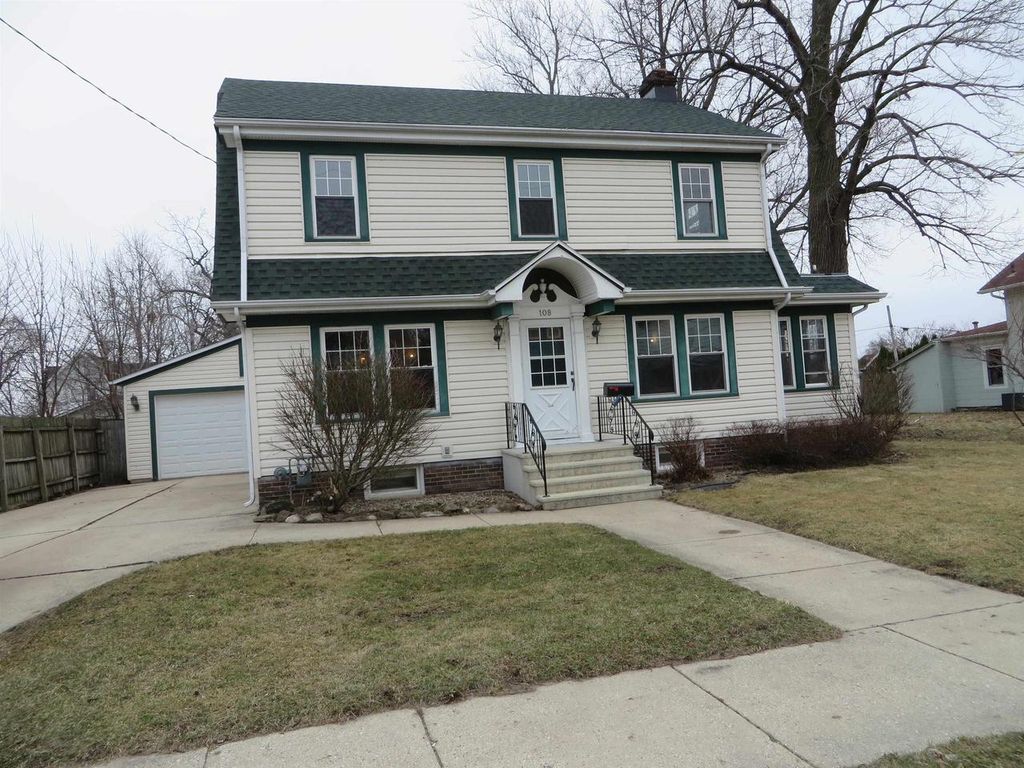 Photo of 108 N Pearl STREET, Janesville, WI 53548 (MLS # 2018470)