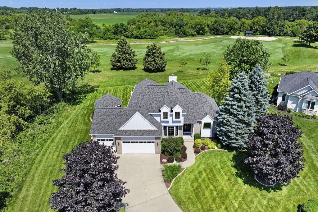Photo of 1570 Fairway COURT #16-19, Lake Geneva, WI 53147 (MLS # 1970706)