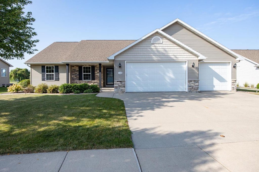 Photo of 1124 Bobby COURT, Appleton, WI 54915 (MLS # 50331486)