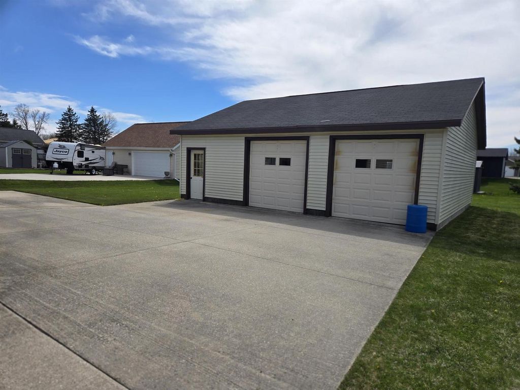 Photo of 2020 Herman ROAD, Manitowoc, WI 54220 (MLS # 50324911)