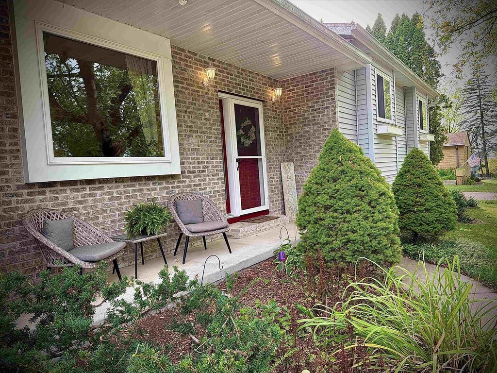 Photo of 1311 Mc Indoe STREET, Wausau, WI 54403 (MLS # 22604409)