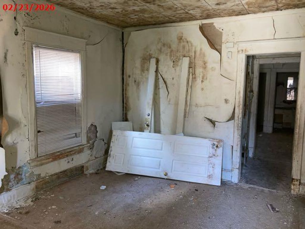 Photo of 3179 N 14th STREET, Milwaukee, WI 53206 (MLS # 1952727)