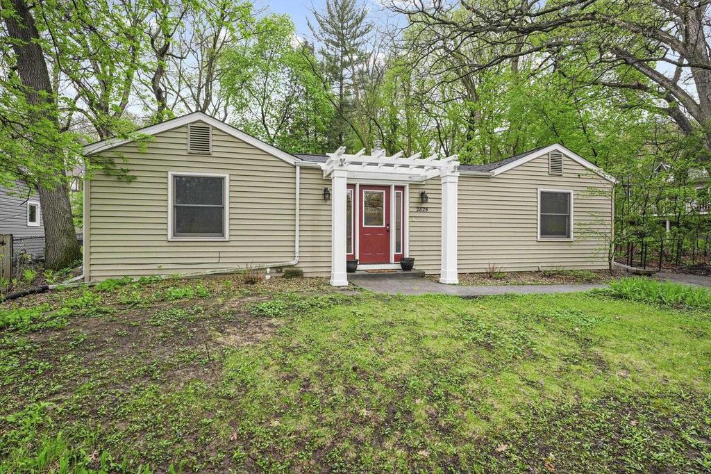 Photo of 2825 Regent STREET, Madison, WI 53705 (MLS # 2021251)