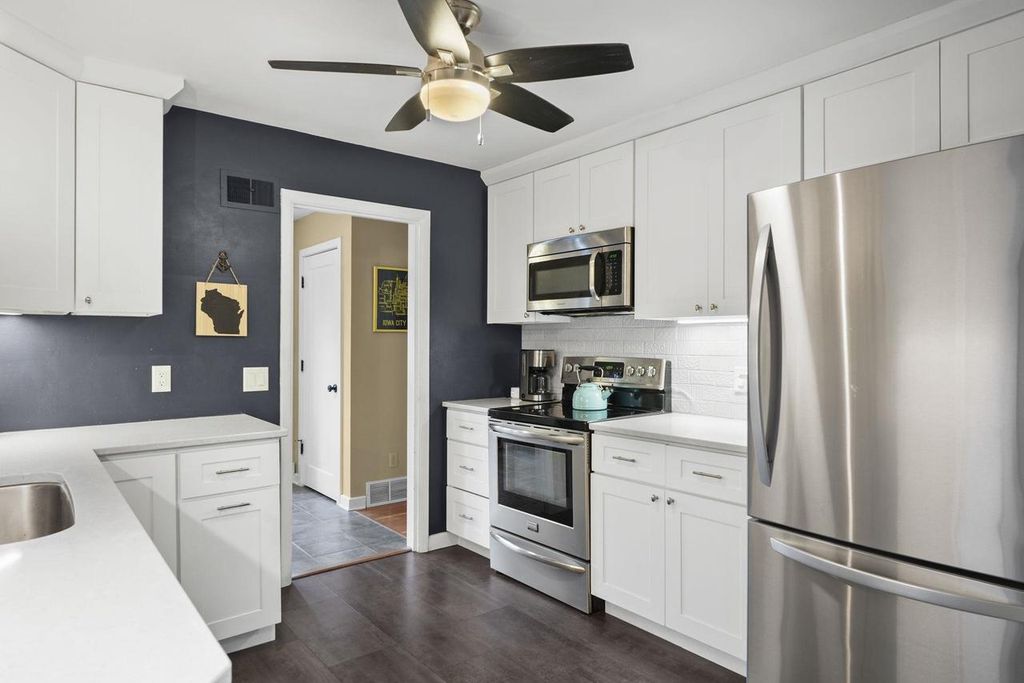 Photo of 2825 Regent STREET, Madison, WI 53705 (MLS # 2021251)