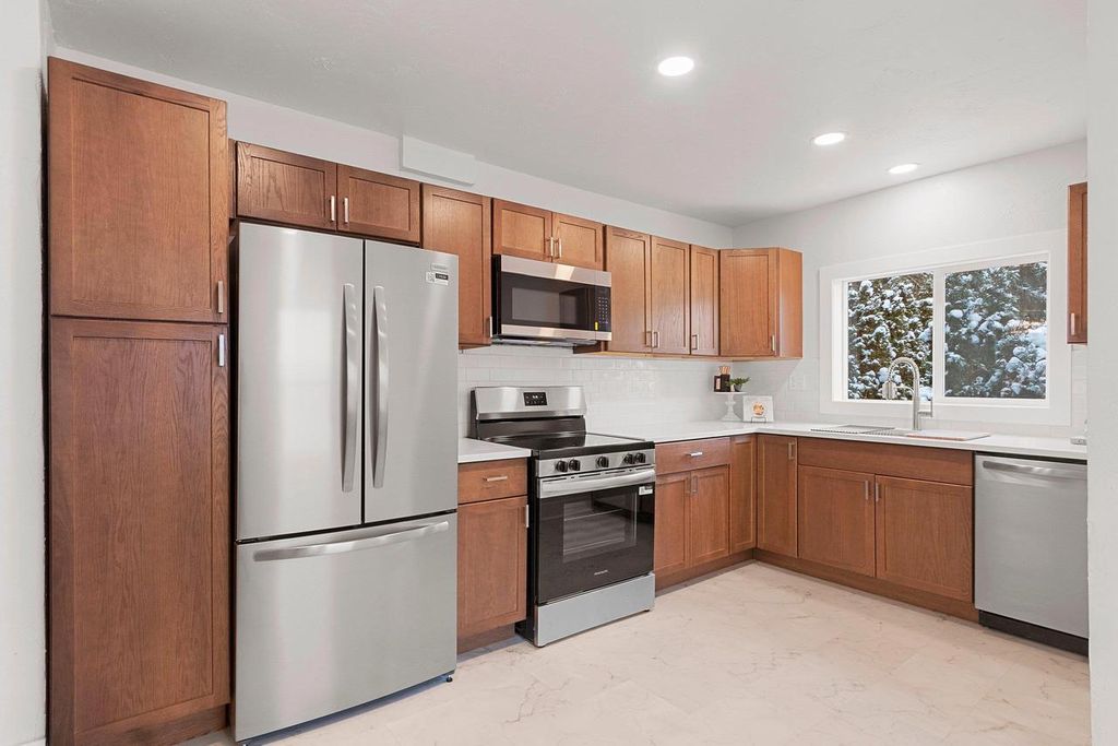 Photo of 611 E Pacific STREET, Appleton, WI 54911 (MLS # 50318861)