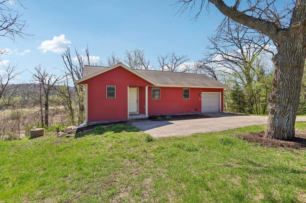 Photo of 1525 Erfurth ROAD, Verona, WI 53593 (MLS # 2020499)