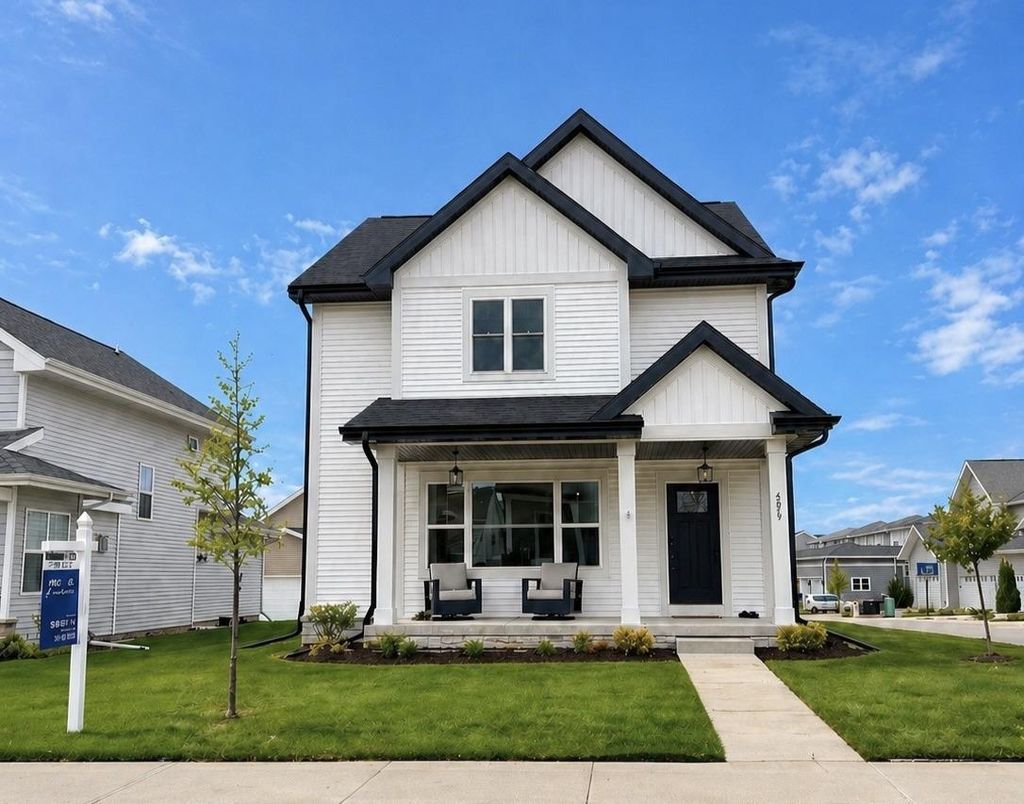 Photo of 4879 Jicama ROAD, Fitchburg, WI 53711 (MLS # 2021758)