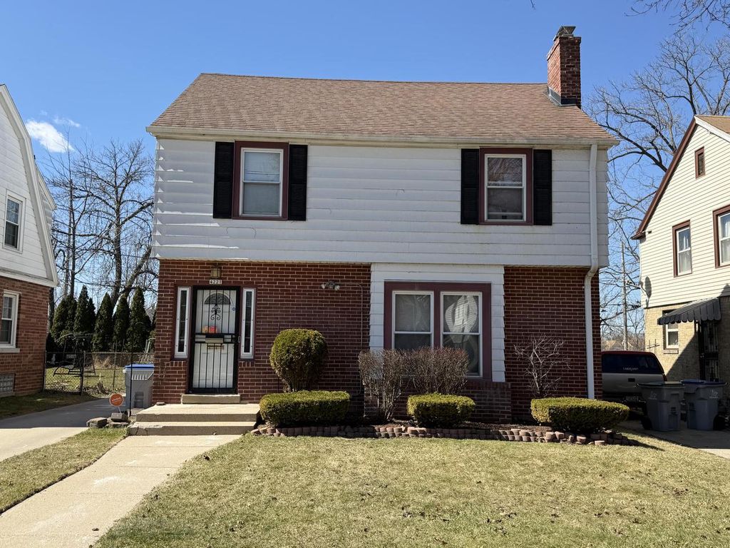 Photo of 4221 N 19th PLACE, Milwaukee, WI 53209 (MLS # 1971039)