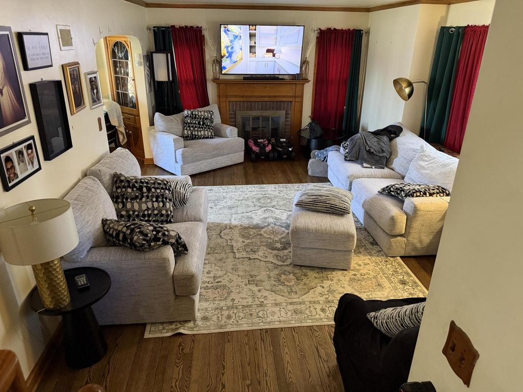 Photo of 4221 N 19th PLACE, Milwaukee, WI 53209 (MLS # 1971039)