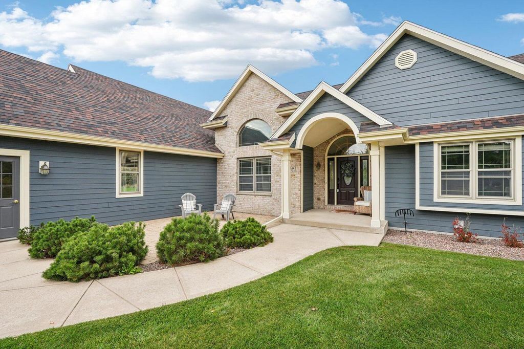 Photo of W344N6731 Jorgenson WAY, Oconomowoc, WI 53066 (MLS # 1939166)