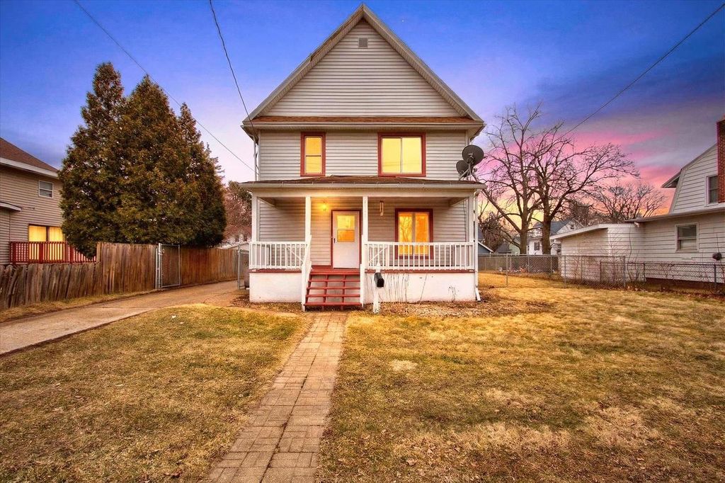 Photo of 1145 Prairie AVENUE, Beloit, WI 53511 (MLS # 2017934)