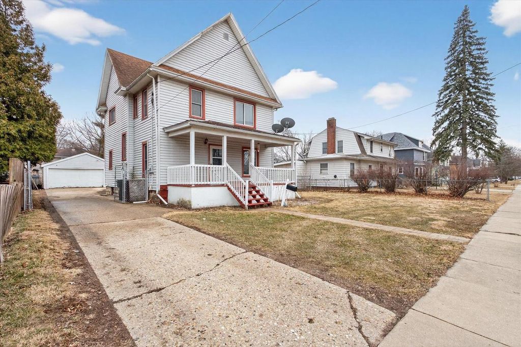 Photo of 1145 Prairie AVENUE, Beloit, WI 53511 (MLS # 2017934)