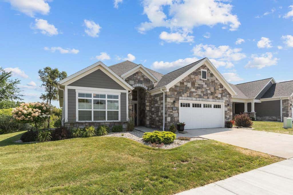 Photo of 2179 E Baldeagle DRIVE, Appleton, WI 54913 (MLS # 50331749)
