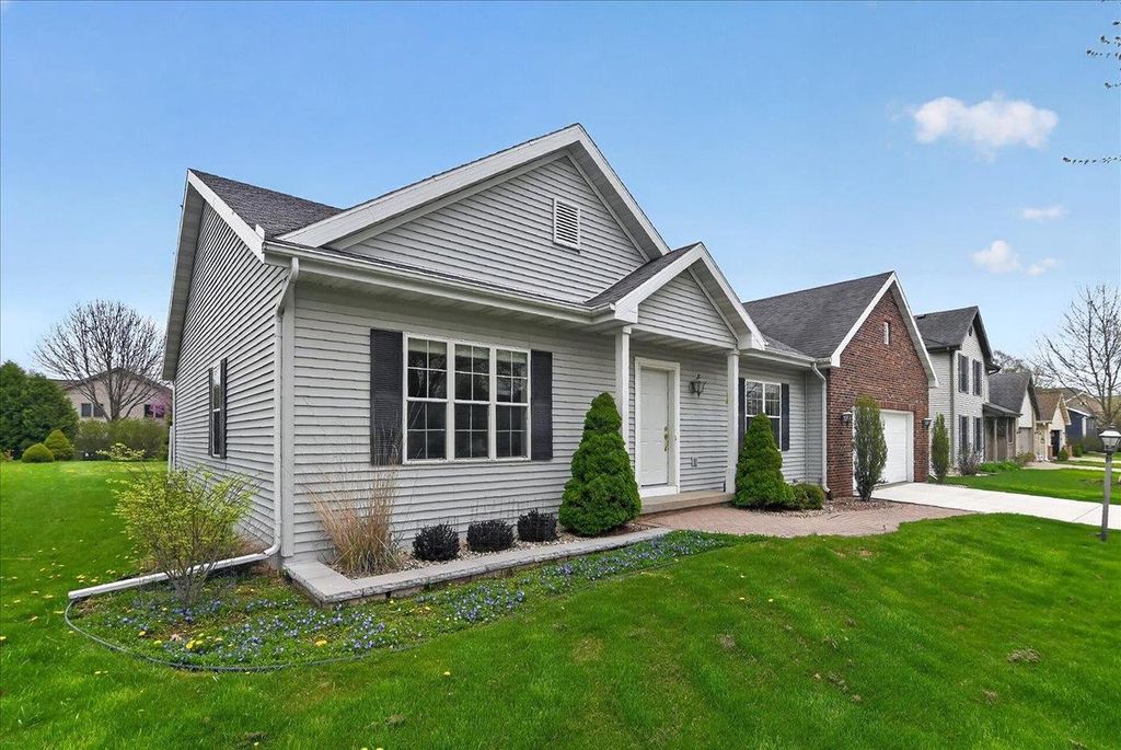 Photo of 507 Galway TERRACE, Cottage Grove, WI 53527 (MLS # 2020213)